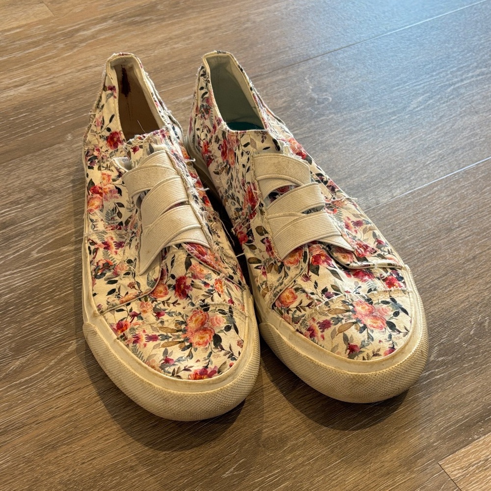 Floral Canvas Slip-On Spring Sneakers